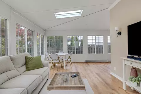 Living - 265 Williams, Grosse Pointe Farms, MI 48236 photo 5 of 5