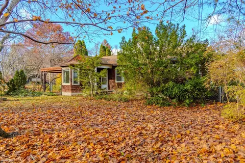 Exterior - 705 Campbell, Owosso, MI 48867 photo 4 of 6