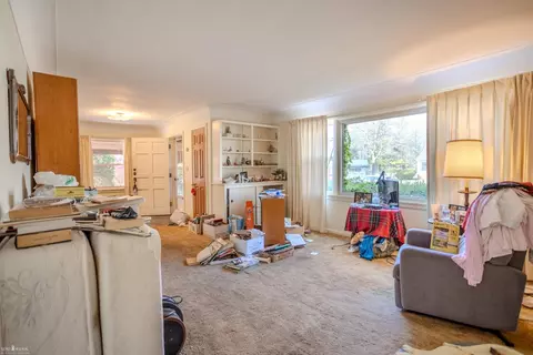 Living - 705 Campbell, Owosso, MI 48867 photo 1 of 1