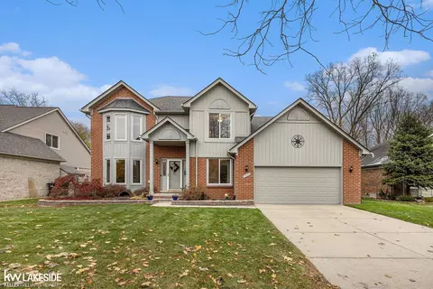44240 Ivory Way, Sterling Heights, MI 48313