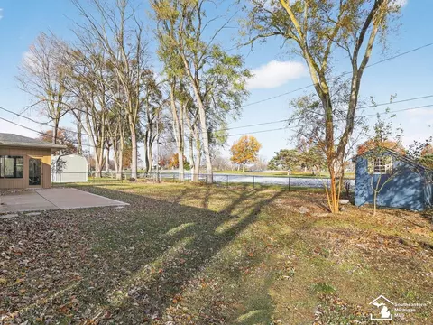 Exterior - 1248 Valetta, Temperance, MI 48182 photo 8 of 12