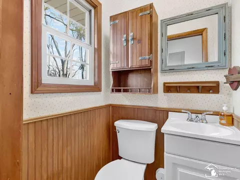 Bath - 1248 Valetta, Temperance, MI 48182 photo 1 of 5