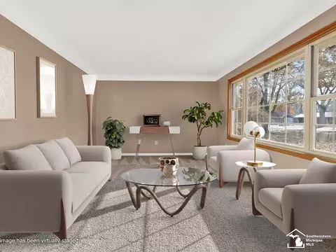 Living - 1248 Valetta, Temperance, MI 48182 photo 2 of 7