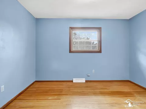 Bedroom - 1248 Valetta, Temperance, MI 48182 photo 7 of 7