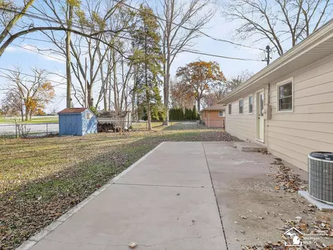 Exterior - 1248 Valetta, Temperance, MI 48182 photo 9 of 12