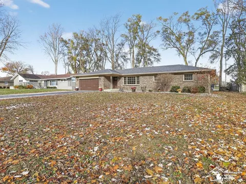 Exterior - 1248 Valetta, Temperance, MI 48182 photo 2 of 12