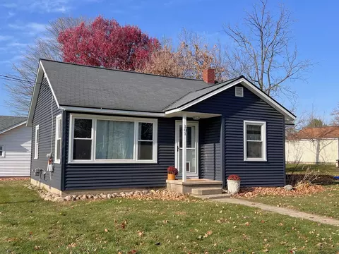 101 Main, Morrice, MI 48857
