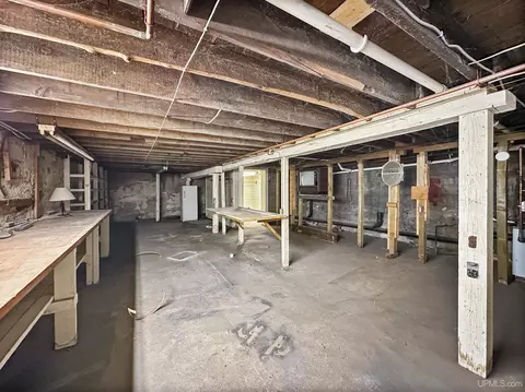 Other - 905 Delta, Gladstone, MI 49837 photo 9 of 11