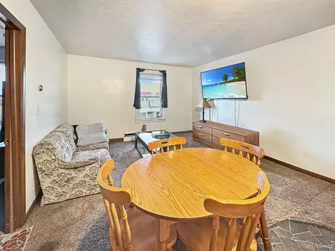 Living - 905 Delta, Gladstone, MI 49837 photo 3 of 3