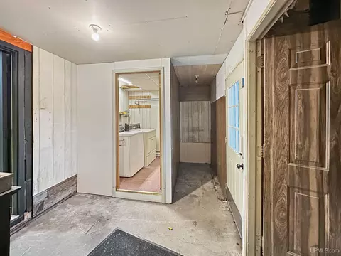 Other - 905 Delta, Gladstone, MI 49837 photo 5 of 11