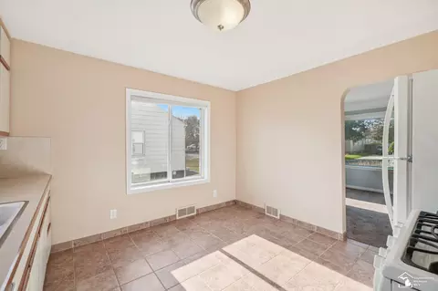 Other - 1108 Bentley Dr, Monroe, MI 48162 photo 2 of 8