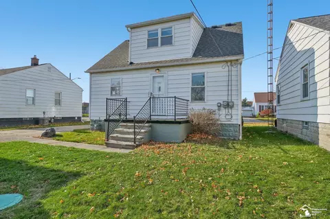 Other - 1108 Bentley Dr, Monroe, MI 48162 photo 6 of 8