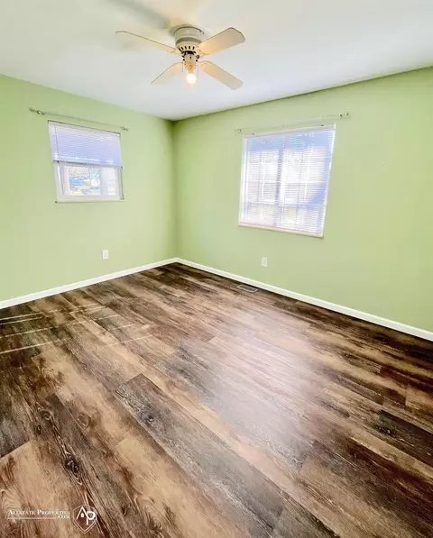 Bedroom - 6323 Bluejay, Flint, MI 48506 photo 4 of 4