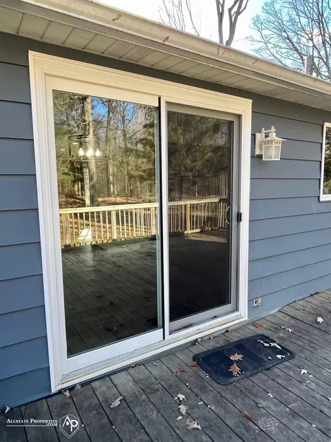 Exterior - 6323 Bluejay, Flint, MI 48506 photo 3 of 9