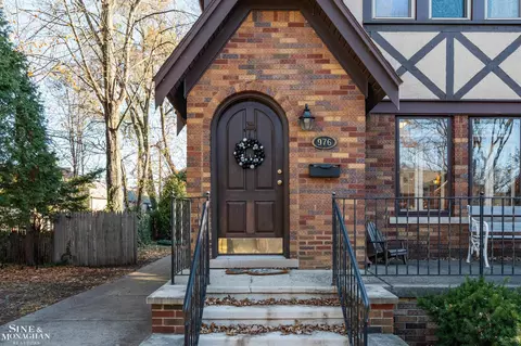 Other - 976 Lakepointe, Grosse Pointe Park, MI 48230 photo 1 of 4