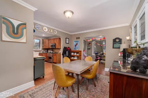 Dining - 976 Lakepointe, Grosse Pointe Park, MI 48230 photo 1 of 2