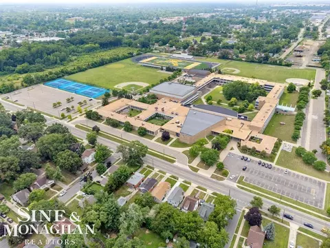 View/Area - 768 Pinecrest, Ferndale, MI 48220 photo 3 of 7