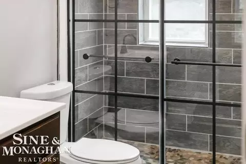 Bath - 768 Pinecrest, Ferndale, MI 48220 photo 5 of 7