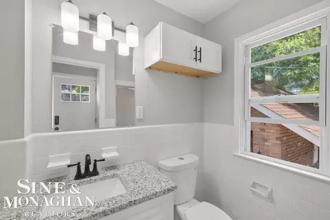Bath - 768 Pinecrest, Ferndale, MI 48220 photo 1 of 7