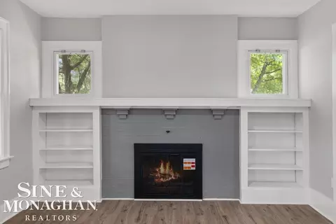 Living - 768 Pinecrest, Ferndale, MI 48220 photo 3 of 6