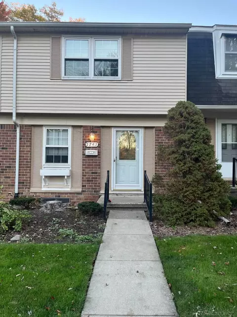 5743 Northfield #643, Troy, MI 48098