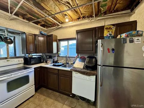 Kitchen - 416 E Stanton, Iron Mountain, MI 49801 photo 1 of 2