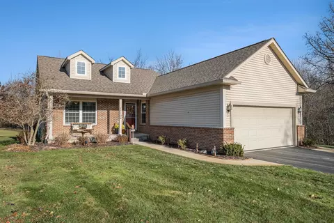 11104 Strathmore, Grand Blanc, MI 48439