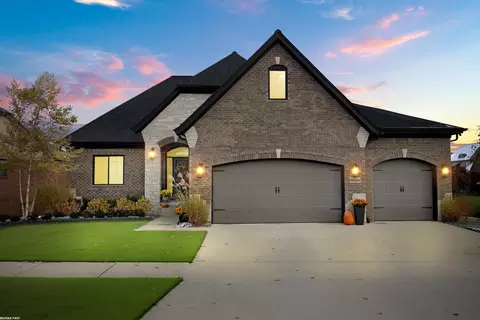 60488 Stonecrest, Washington, MI 48094