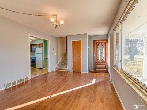 5679 Catawba, Adrian, MI 49221 photo 3