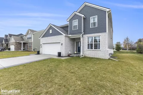 24628 Beach, Macomb, MI 48042 photo 2