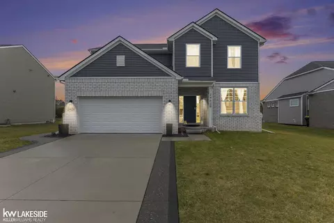 24628 Beach, Macomb, MI 48042