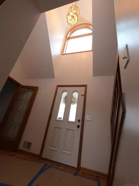Entry Way - 18450 Pratt, Armada, MI 48005 photo 1 of 1