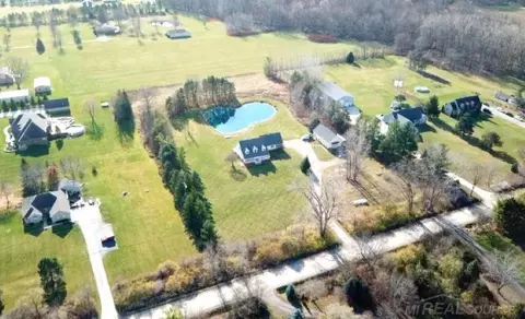 View/Area - 18450 Pratt, Armada, MI 48005 photo 3 of 4