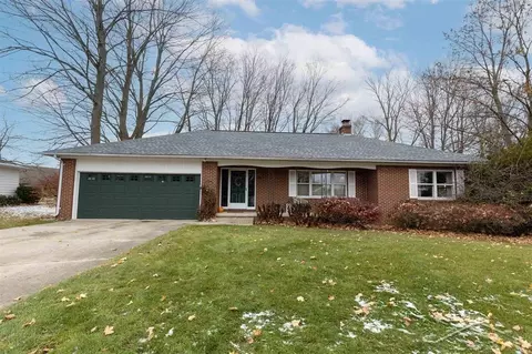 291 E Oak, Harrison, MI 48625
