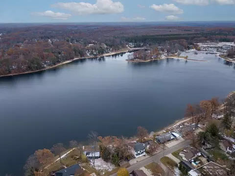 View/Area - 291 E Oak, Harrison, MI 48625 photo 1 of 2