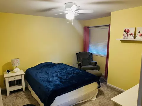 Bedroom - 5909 Bradford, Jackson, MI 49201 photo 5 of 8