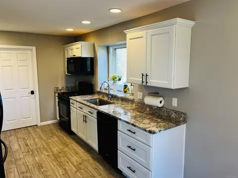 Kitchen - 5909 Bradford, Jackson, MI 49201 photo 1 of 3