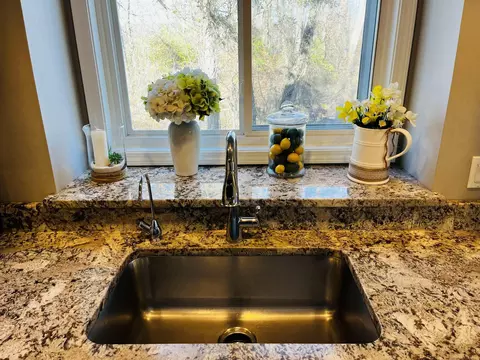 Kitchen - 5909 Bradford, Jackson, MI 49201 photo 3 of 3