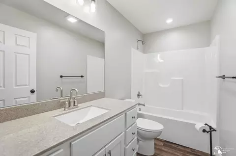 Bath - 12850 Crane, Carleton, MI 48117 photo 1 of 2