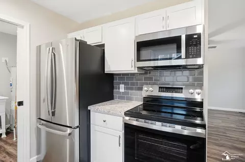 Kitchen - 12850 Crane, Carleton, MI 48117 photo 4 of 4