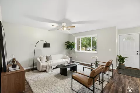 Living - 12850 Crane, Carleton, MI 48117 photo 1 of 4