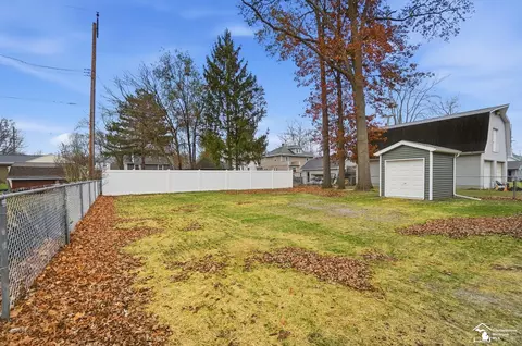 Exterior - 12850 Crane, Carleton, MI 48117 photo 3 of 3
