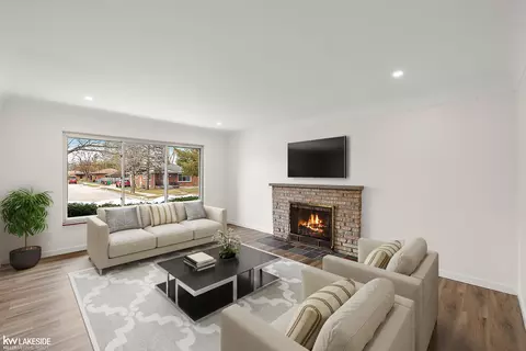 17766 Veronica, Eastpointe, MI 48021 photo 6