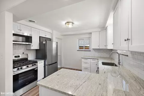 17766 Veronica, Eastpointe, MI 48021 photo 14
