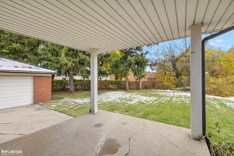 17766 Veronica, Eastpointe, MI 48021 photo 43