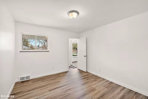 17766 Veronica, Eastpointe, MI 48021 photo 18