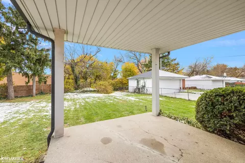17766 Veronica, Eastpointe, MI 48021 photo 42