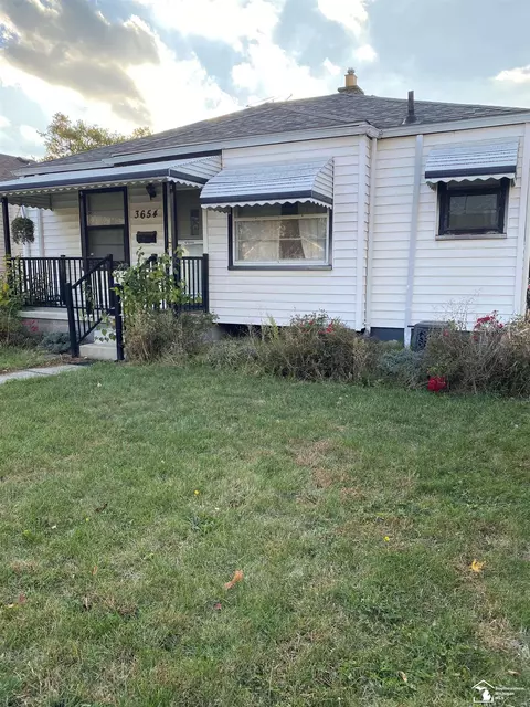3654 20th, Wyandotte, MI 48192