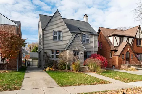 341 Mcmillan, Grosse Pointe Farms, MI 48236 photo 2