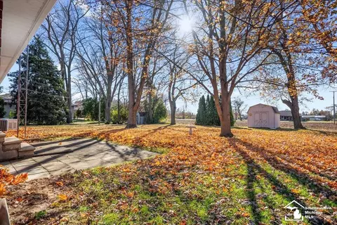 Exterior - 33 Calvin, Monroe, MI 48162 photo 4 of 7